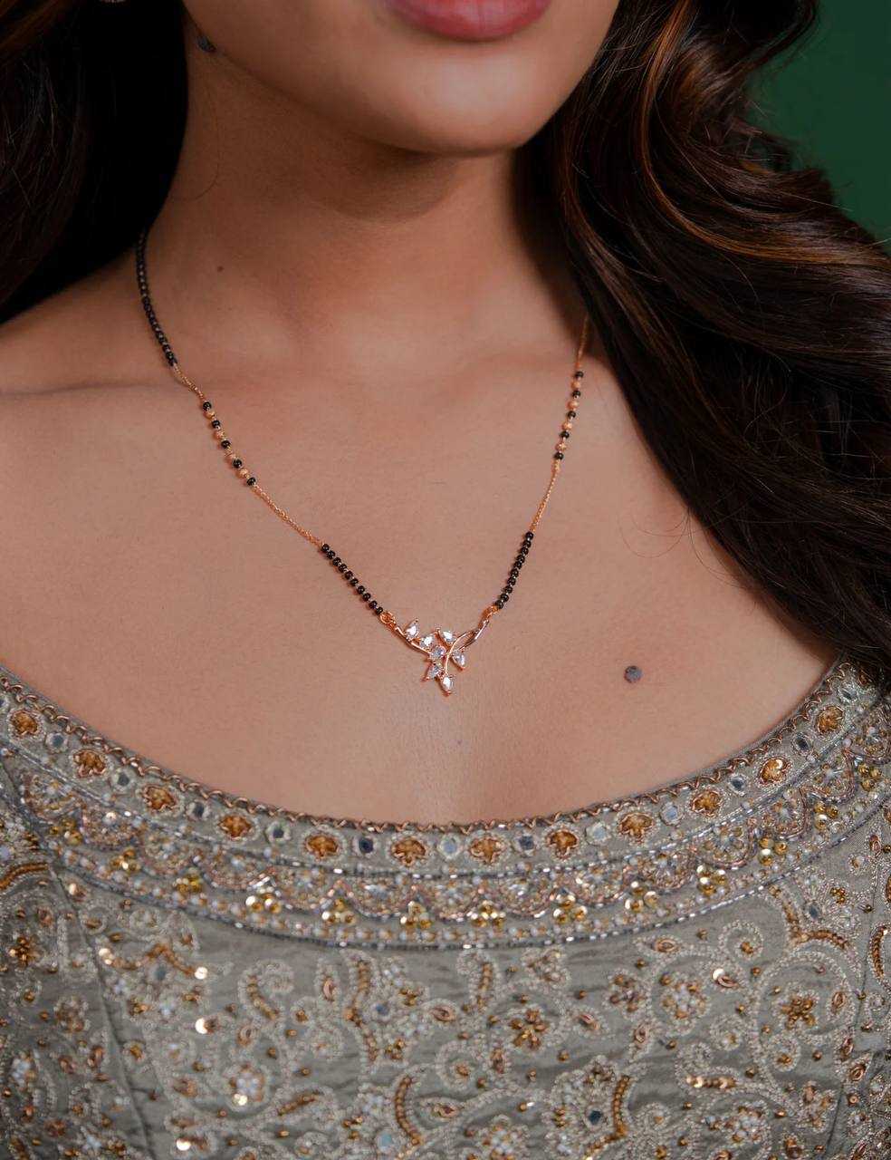 RAIRA “Vanya” Elegant Leaf Motif Mangalsutra Necklace