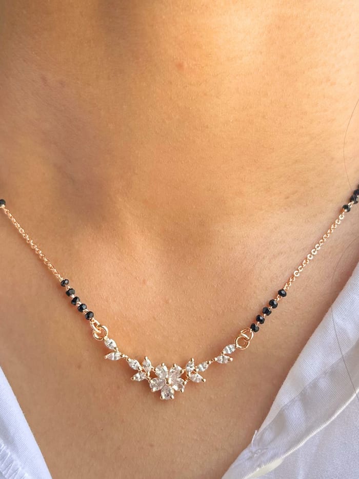 RAIRA "Noor" Diamond-Cut Floral Mangalsutra Necklace