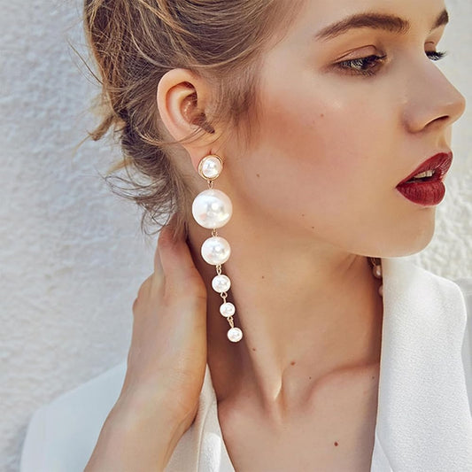 RAIRA Long Pearl Earrings for Women Pearl Dangle Earrings Big Pearl Drop Earrings Gold Pearl Chain Earrings Wedding Bridal Earrings for Women