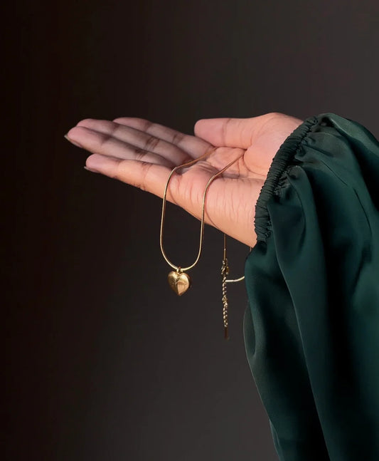 RAIRA Double Sided Anti Tarnish Gold Plated Stainless Steel Necklace Chain Heart Pendant Neckpiece Jewellery, Gifts for Women and Girls