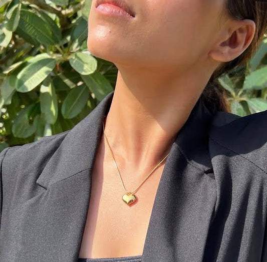 RAIRA Double Sided Anti Tarnish Gold Plated Stainless Steel Necklace Chain Heart Pendant Neckpiece Jewellery, Gifts for Women and Girls