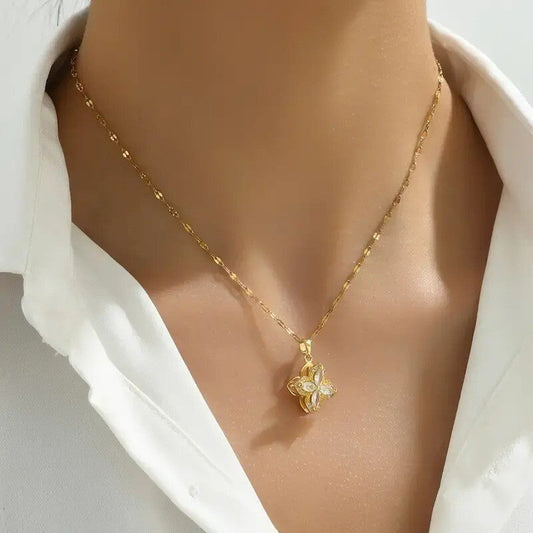 RAIRA Rotating Four-Leaf Clover 18k Gold Plated Rotating Flower Pendant Necklace Copper Women Jewelry Gift