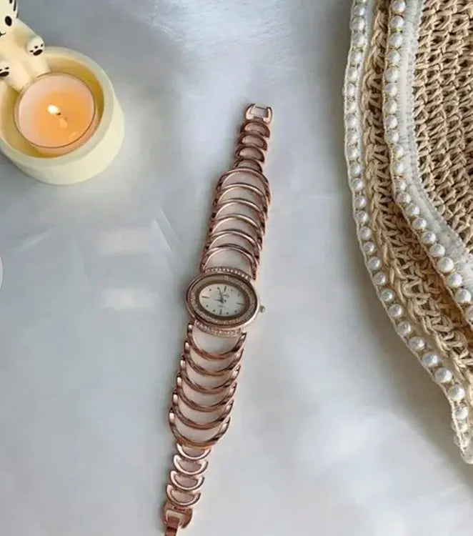 RAIRA Luxury Devices Analog Watch for Women, Stainless Steel Bracelet Style with Crystals