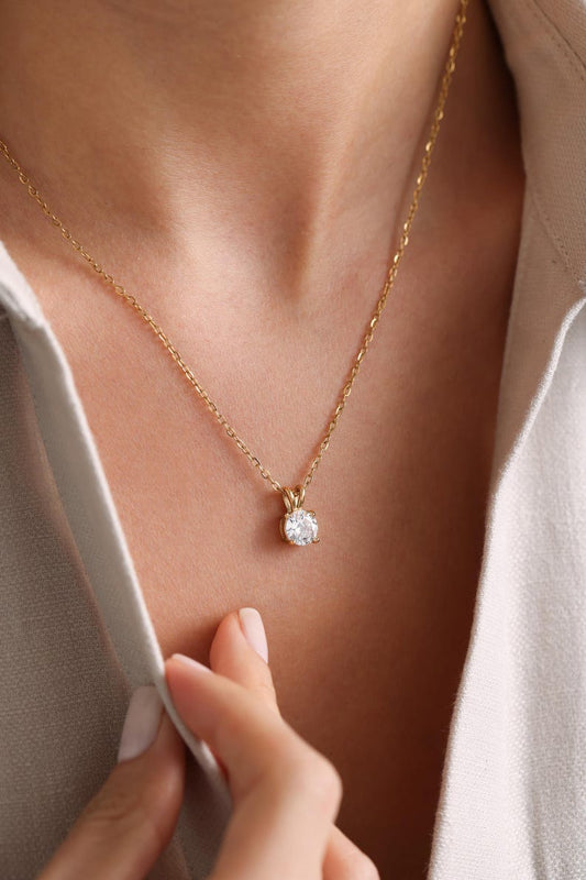 RAIRA Gold Radiant Raindrop  Pendant with chain
(One Size)