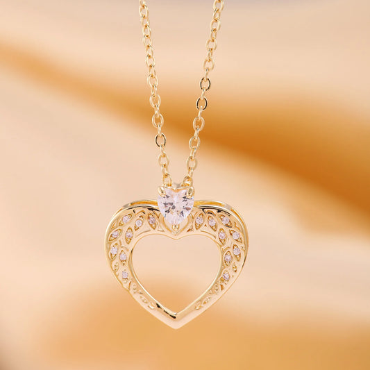 RAIRA Elegant Glam Luxurious Heart Shape Copper Zircon 18K Gold Plated Hollow Out Inlay Pendant Necklace