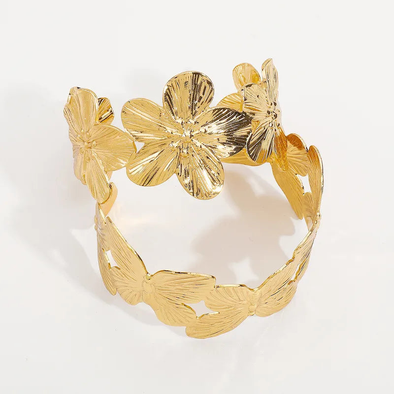 RAIRA Retro Simple Style Classic Style Flower Butterfly Iron Bangle, Chunky Gold Bracelet for Women 14K Gold Plated Cuff Bracelet Vintage Flower Bracelet Wide Open Cuff Bangles Statement Bracelet Jewelry Chrismas Birthday Flower Charm……