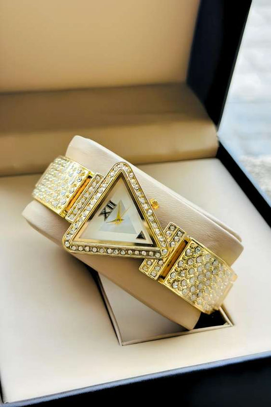 RAIRA Diamond Studded Triangle case and brecelet Strap Quartz Analogue Wrist Watches for Women's & Girl's