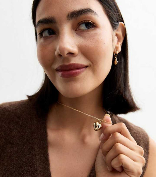 RAIRA Heart Jewelry Set Pendant Necklace Bracelet Earrings for Women