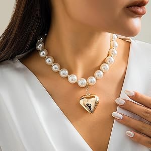 RAIRA Chunky Heart Pearl Necklaces for Women Puffy Heart Necklace choker for Women