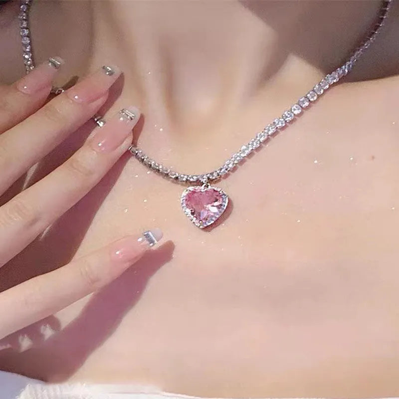 RAIRA Sweet Heart Shape Alloy Inlay Zircon Women's Pendant Necklace