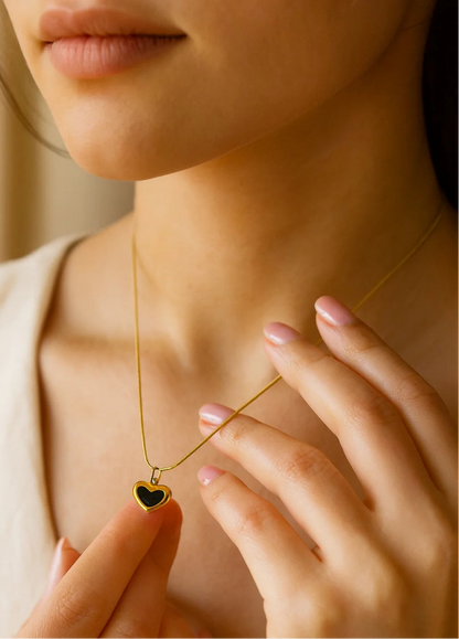RAIRA Black Mini Heart Gold Pendant Necklace – 18K Gold Plated, Onyx Charm Pendant