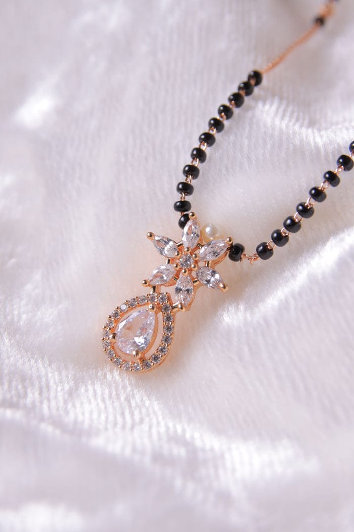 💎 RAIRA Eternal Teardrop Diamond Mangalsutra 💎