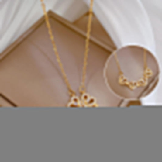 RAIRA Vacation Classic Style Heart Shape Titanium Steel Zircon Inlay Pendant Necklace Mangalsutar, Heart pandent Necklace For Women.