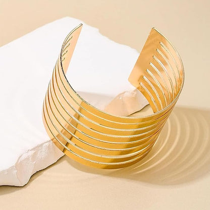 RAIRA golden theme kada adjustable bracelet