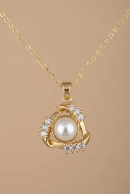 ✨ RAIRA Golden Pearl Elegance Pendant Necklace ✨