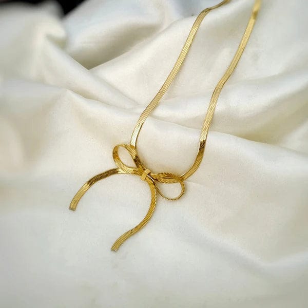RAIRA Anti Tarnish Gold Plated Bow Necklace– Chic & Elegant Modern Statement Jewelry