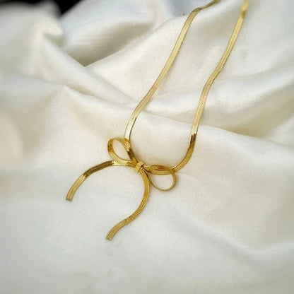 RAIRA Anti Tarnish Gold Plated Bow Necklace– Chic & Elegant Modern Statement Jewelry