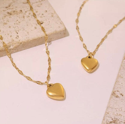 RAIRA 925 Silver 18k Gold Plated Classic Heart Pendant with Link Chain | Gifts for Girlfriend, Gifts for Women and Girls ,Treat yourself or gift to a loved one.