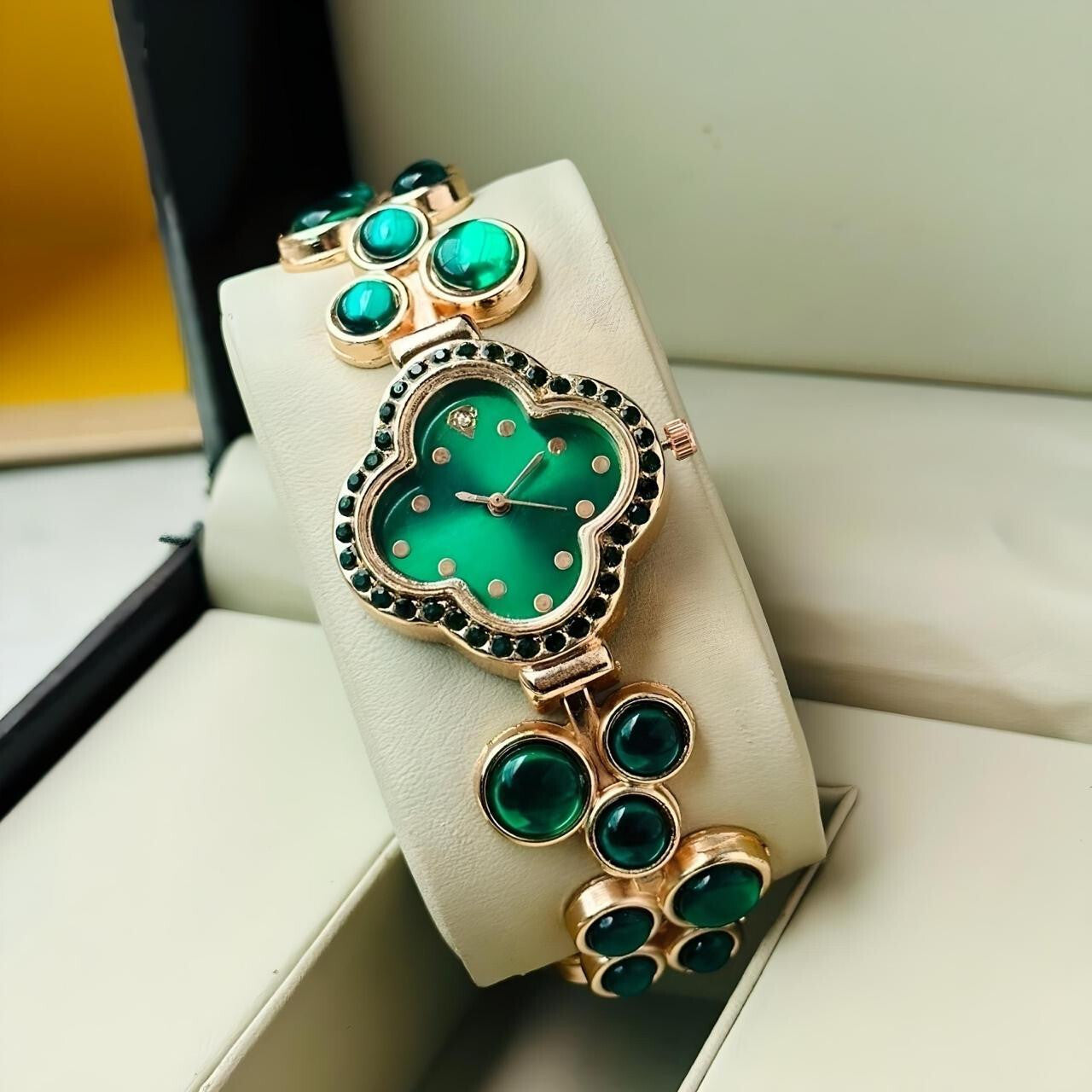 RAIRA Royale Green Heart Luxury Watch Bracelet ❤️ Watches For Women & Girl's