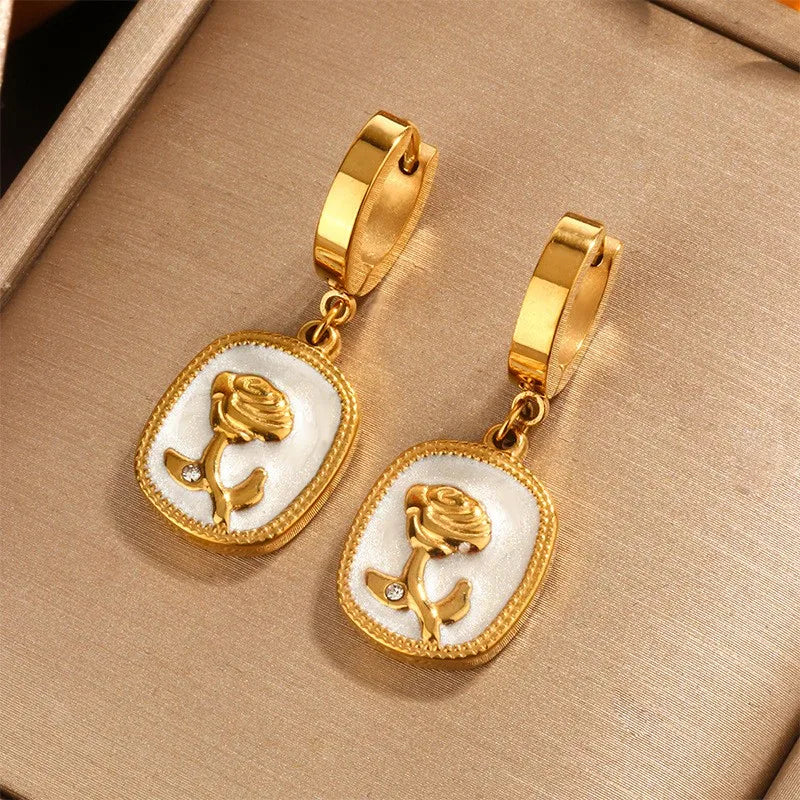 RAIRA Vintage Style Romantic Streetwear Quadrilateral Square Flower 304 Stainless Steel 18K Gold Plated Irregular O-shaped Chain Twisted Rope Chain Earrings Necklace Jewelry Set
