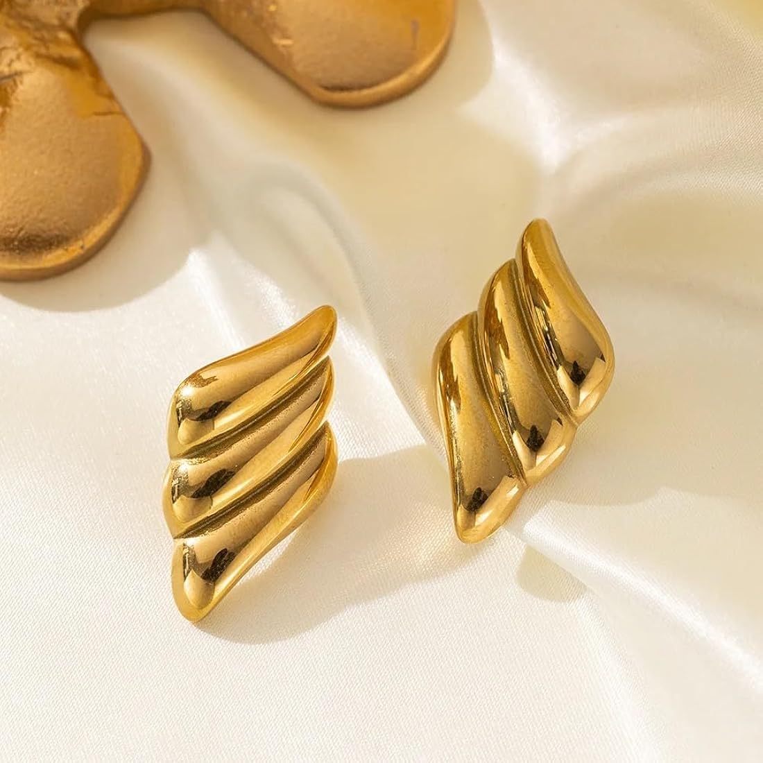 RAIRA 1 Pair Simple Style Classic Style Streetwear Geometric 304 Stainless Steel Imitation 18k Gold plated Ear Studs For Women & Girls