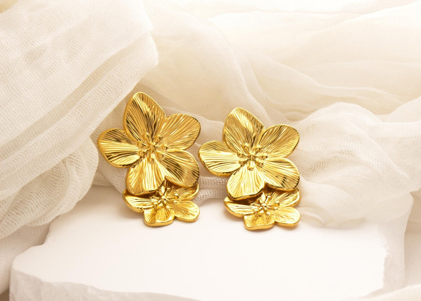 RAIRA Statement Earrings Gold Flower Earrings Dangle Drop Earrings Gift For Women's & Girl's