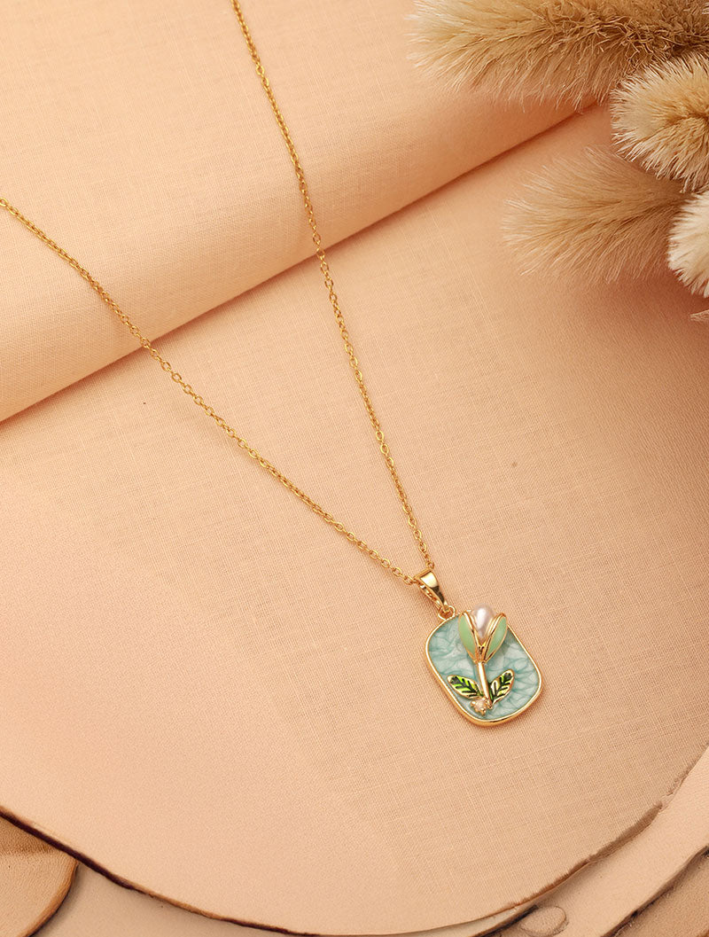 RAIRA Lilybud Pearl ,Blooming Pearl Pendant Necklace For Women's & Girl's