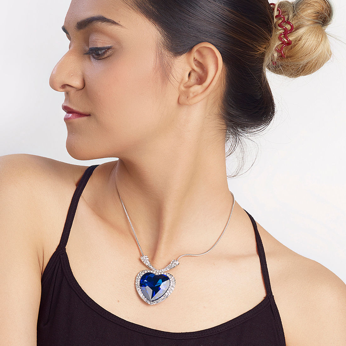Heart of Ocean Pendant Crystal Gemstone Pendant Silver Chain Necklace for Women Girls