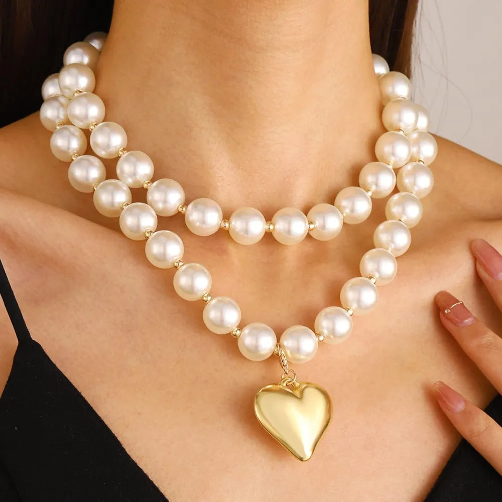 RAIRA Queen of Hearts Choker Layered Necklace Set 
(One Size)