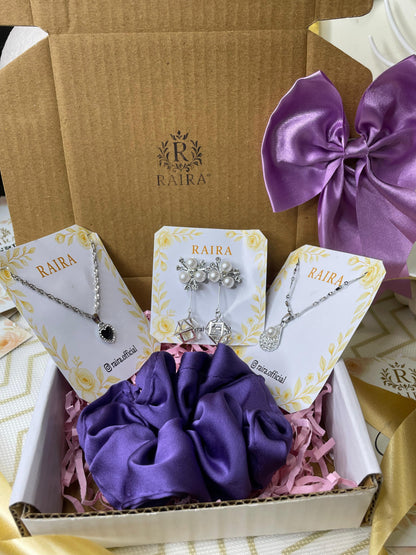 RAIRA Silver Elegance Gift Hamper for womens & Girl Friend