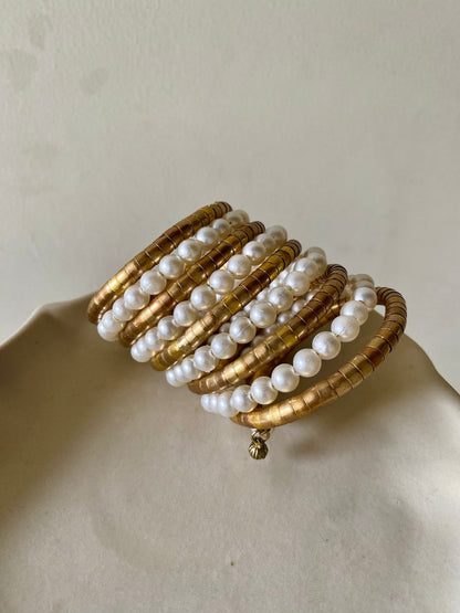 RAIRA Golden Pearl Spiral Boho Chic Bangle for Girls/Women