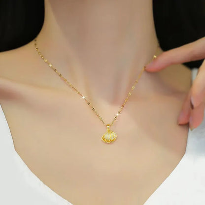 RAIRA Beach Simple Style Shell 304 Stainless Steel Acrylic 18K Gold Plated Pendant Necklace, Valentine's Day Special Gift  For You Love Once Girls and Women