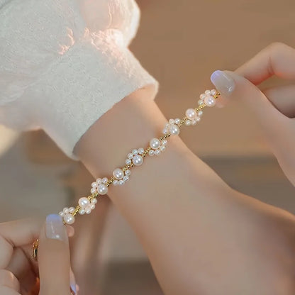 RAIRA Elegant Pearl Imitation Pearl Bracelets, Heart Woven Pearl Bracelet, Send ~ Hand String Hand Decoration Girlfriends