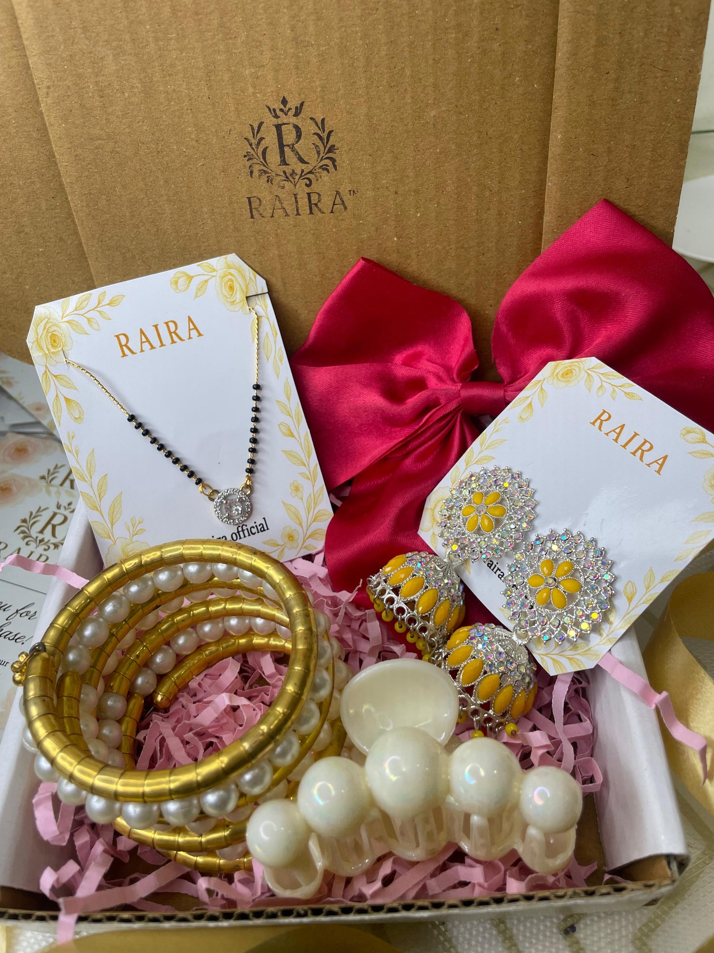RAIRA Special Cute Gift Hamper for GF,Wife,Sister