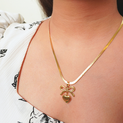 RAIRA Bow-Heart Linked Necklace for Women & Girls | Anti-Tarnish Waterproof Jewelry | Birthday, Anniversary & Wedding Gift for Wife, Mother, Sister