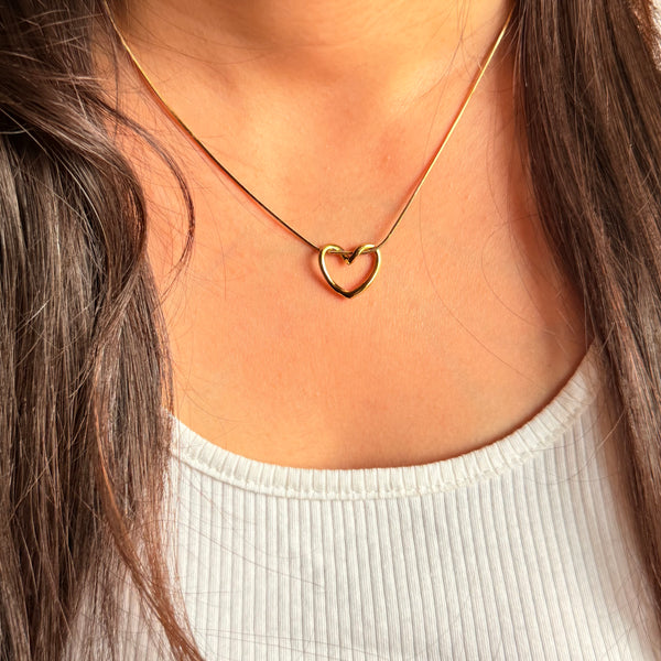 RAIRA Knot Heart Chain Pendant Necklace Gold Plated, Waterproof and Anti-Tarnish For Women & Girl's