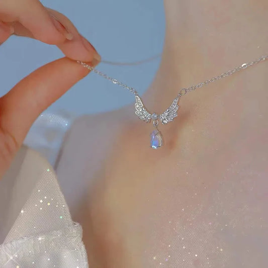 RAIRA Fashion Angel Wings Water Droplets Alloy Inlay Rhinestones Women's Pendant Necklace 1 Piece