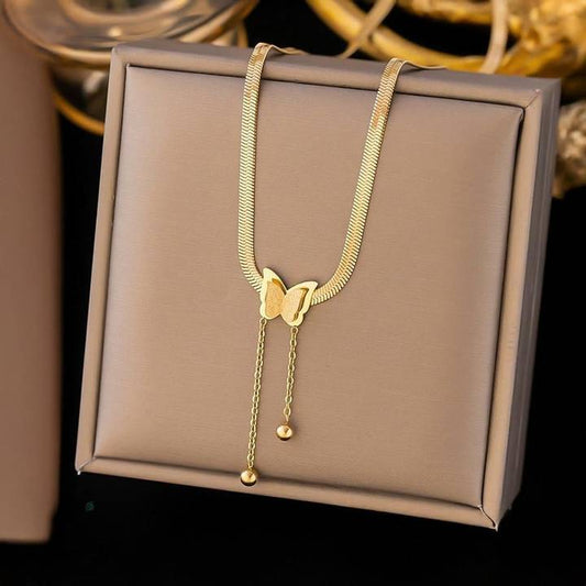 RAIRA Classic Style Gold Plated Titanium Steel Snake Chain Frosted Butterfly Fringe Pendant Necklace