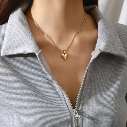 RAIRA Serene Love Necklace Love gold plated heart necklace